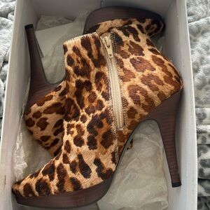 Vintage Steve Madden fur booties with a wooden platform